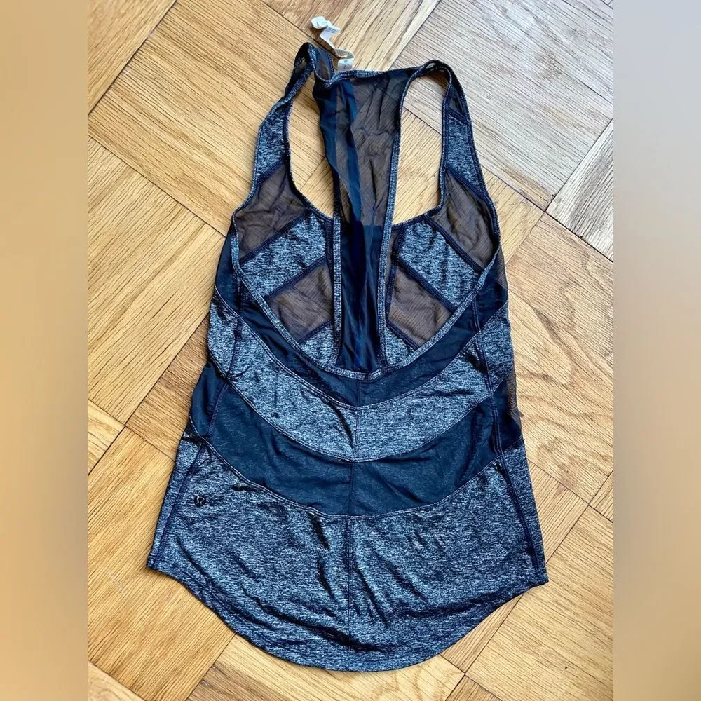 Lululemon If You’re Lucky Tank, Size 2, EUC, Heathered Black/Black